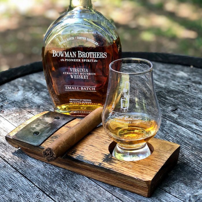 A. Smith Bowman Distillery | Cigar Holder with a Glencairn Glass
